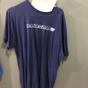Vineyard vines tshirt